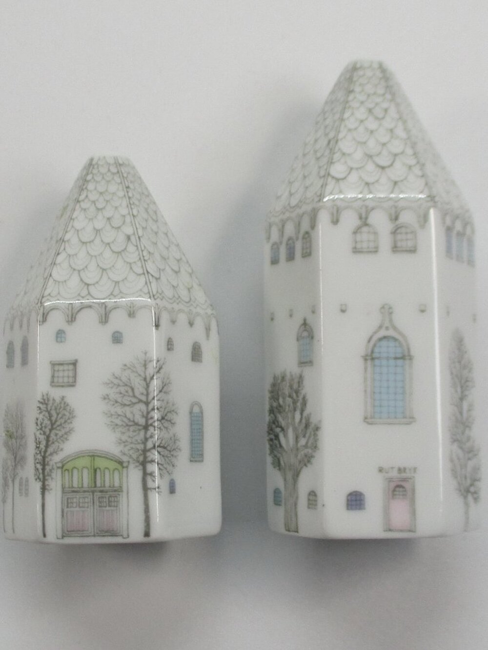 Vtg Rosenthal Winter Journey Salt n Pepper Shakers Made in Germany